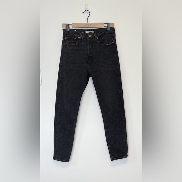 Levi’s Wedgie premium denim , sz 27 - Picture 1 of 7